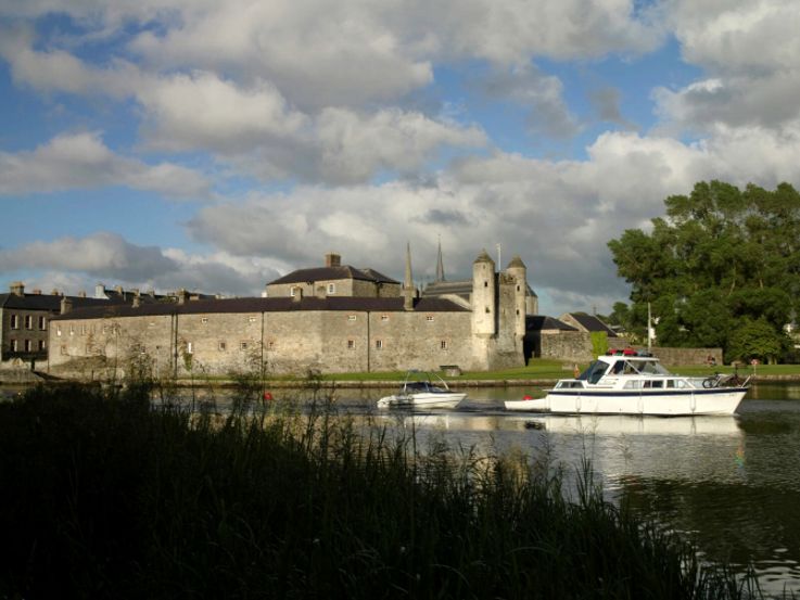 Enniskillen Castle